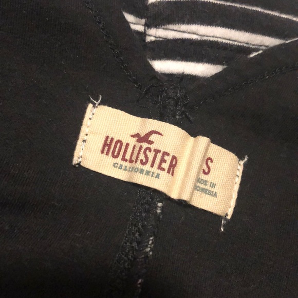 Hollister Slim Crop Cami w/ Cross Front - Picture 3 of 3